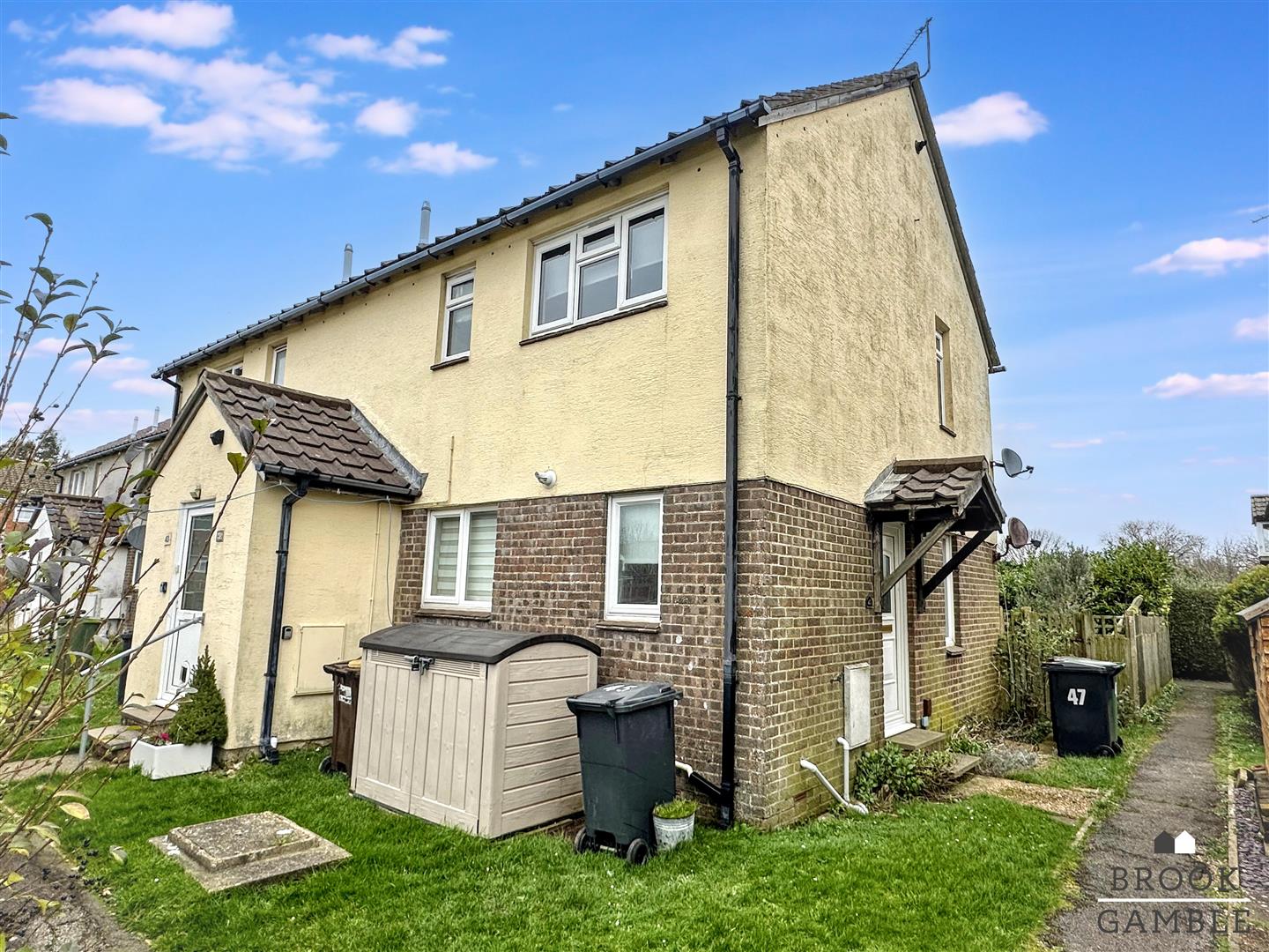 1 Bedroom Flat. Wordsworth Drive in Eastbourne, East Sussex 2